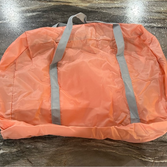 Peachy Pink Nylon Foldable Travel Bag Large Capacity Luggage WaterProof - Picture 5 of 6